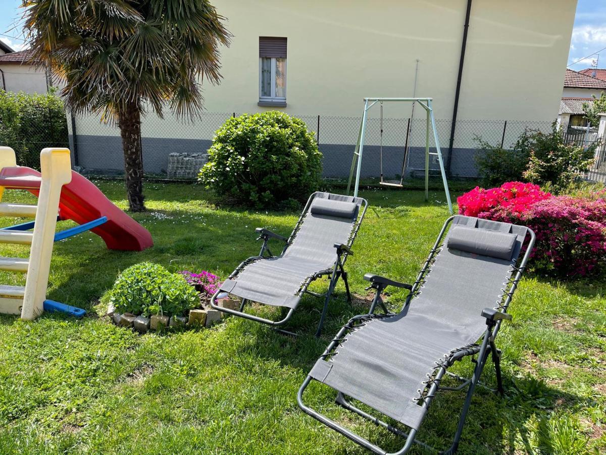 Villa Grandma'S Garden House Angera Exterior foto