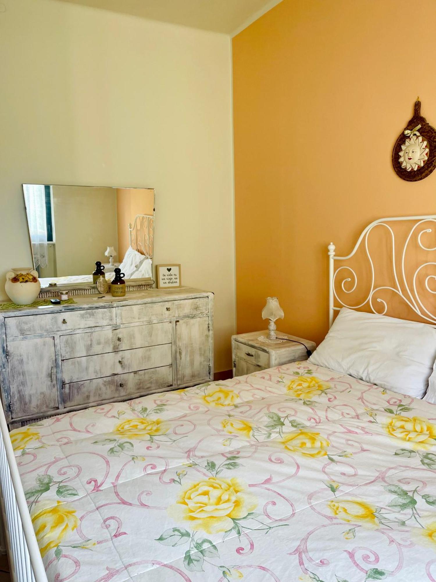 Villa Grandma'S Garden House Angera Exterior foto